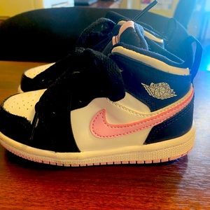 Baby  Jordans pink white and black